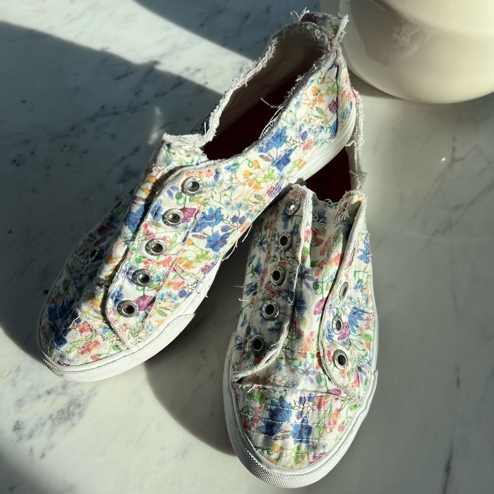 Blowfish Malibu Kids Sneakers, size 6